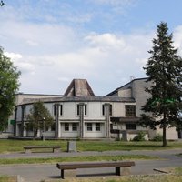 В центре Пскова продается торгово-офисный центр с арендаторами
