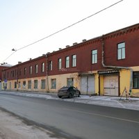 Автобазу на Матисовом острове в Петербурге продают на торгах за 508,6 млн руб.