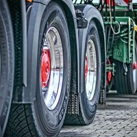 Аукционы грузовых автомобилей, коммерческого транспорта по банкротству: стоит ли покупать